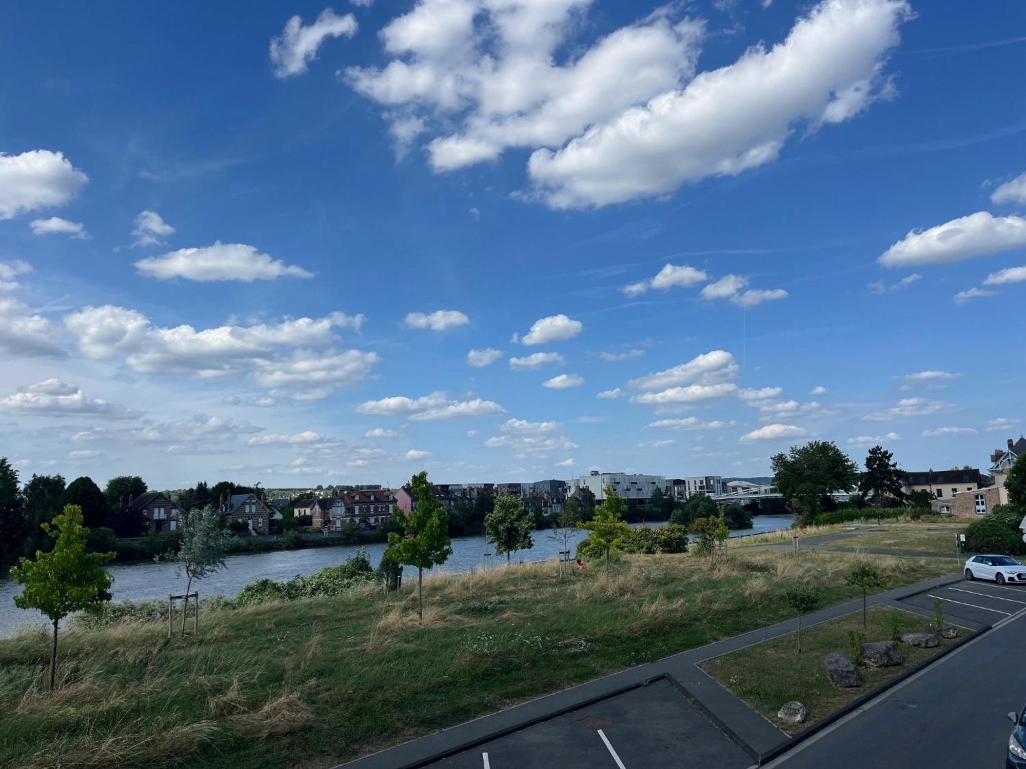 Le Compiegnois Compiègne Exterior foto